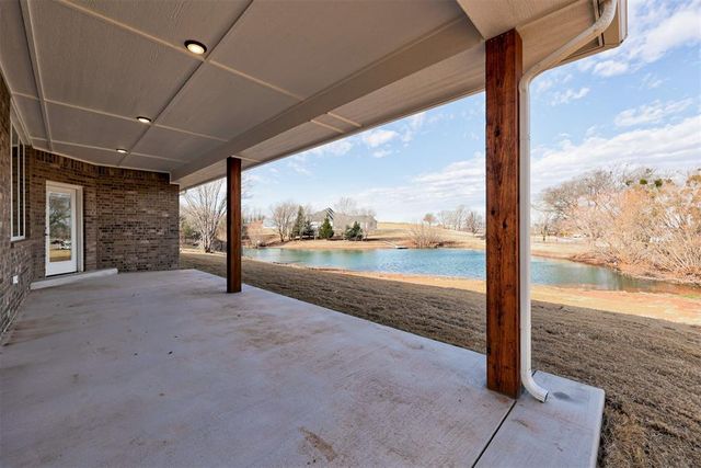 203 Casey Lane, Washington, OK 73093