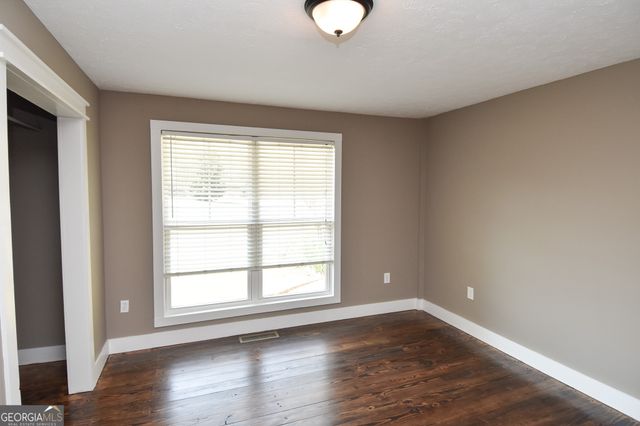 50 Gainer Road, Griffin, GA 30223