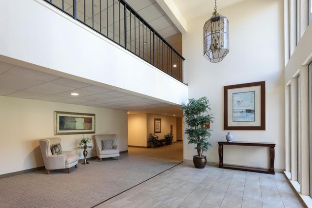 226 W Edith Avenue 20, Los Altos, CA 94022
