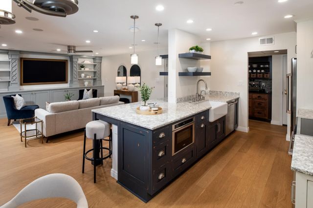 226 W Edith Avenue 20, Los Altos, CA 94022