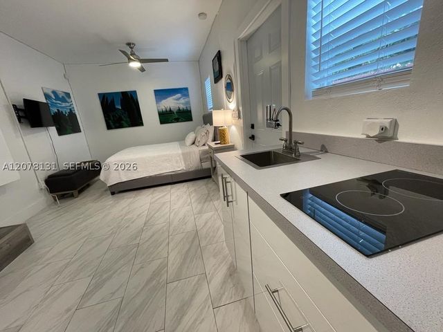 1545 NE 138th St, North Miami, FL 33161