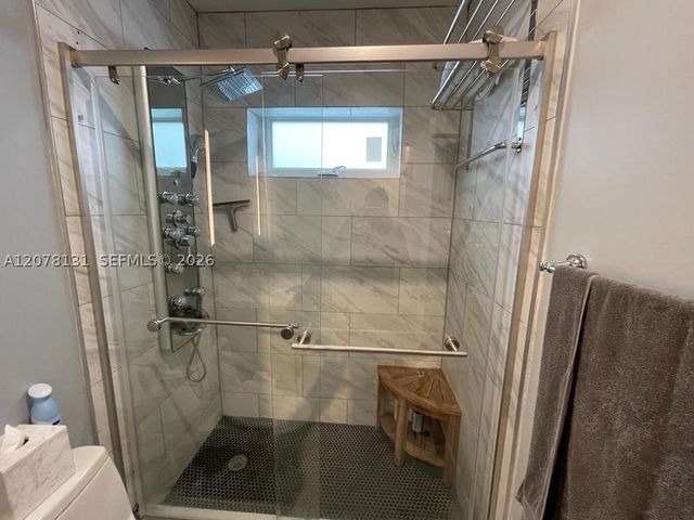 1545 NE 138th St, North Miami, FL 33161