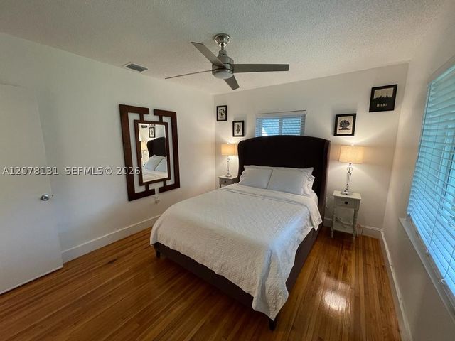1545 NE 138th St, North Miami, FL 33161