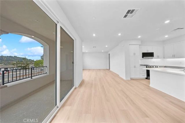 731 E Route 66, Glendora, CA 91740