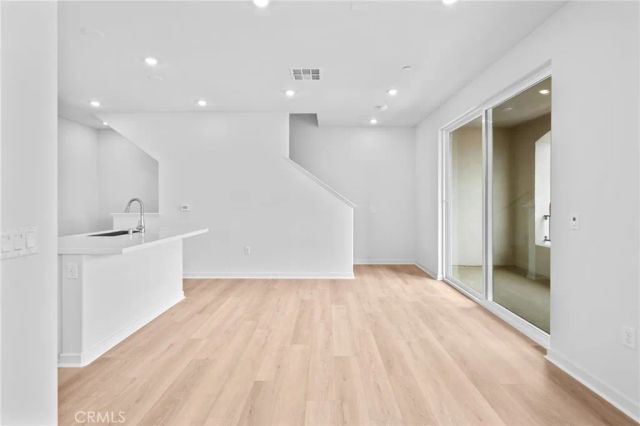 731 E Route 66, Glendora, CA 91740