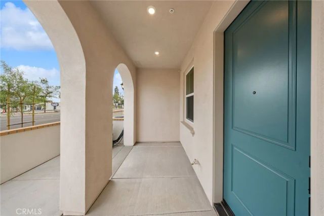 731 E Route 66, Glendora, CA 91740