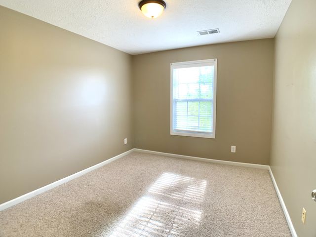 800 Karmaflux Way, Clarksville, TN 37043