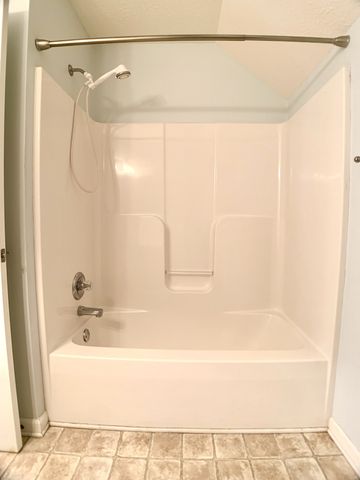 800 Karmaflux Way, Clarksville, TN 37043