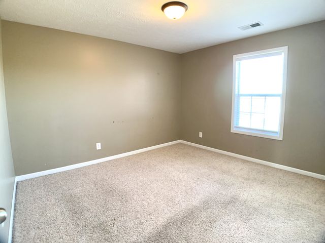 800 Karmaflux Way, Clarksville, TN 37043