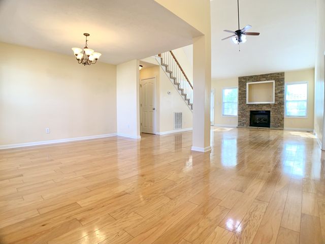 800 Karmaflux Way, Clarksville, TN 37043