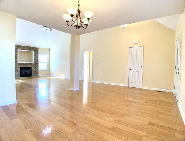 800 Karmaflux Way, Clarksville, TN 37043