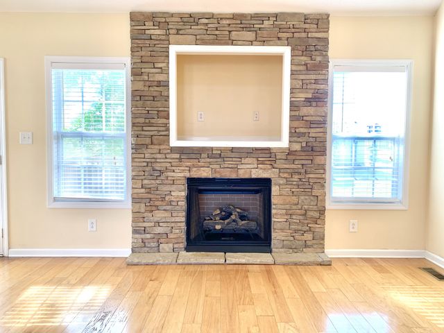 800 Karmaflux Way, Clarksville, TN 37043