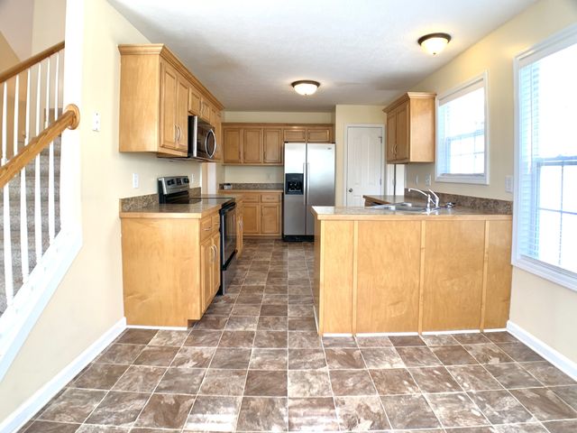 800 Karmaflux Way, Clarksville, TN 37043