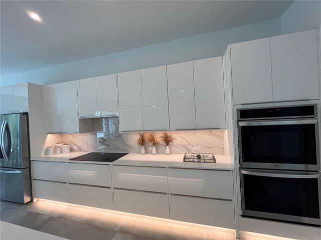 2532 FRUIT TREE DRIVE, Sarasota, FL 34239