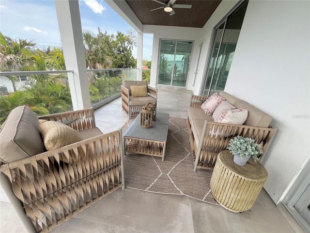 2532 FRUIT TREE DRIVE, Sarasota, FL 34239