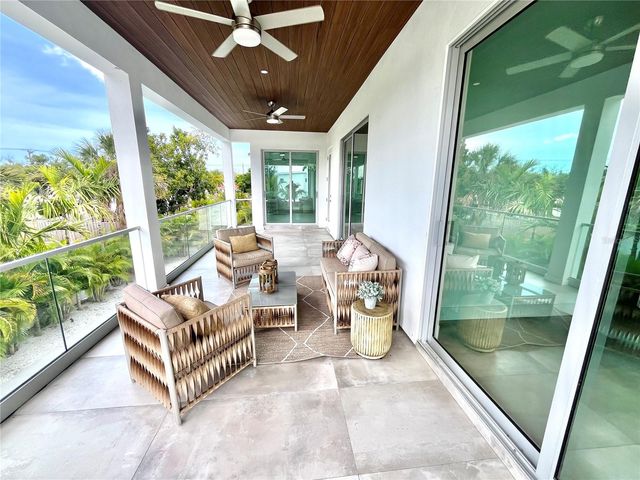 2532 FRUIT TREE DRIVE, Sarasota, FL 34239