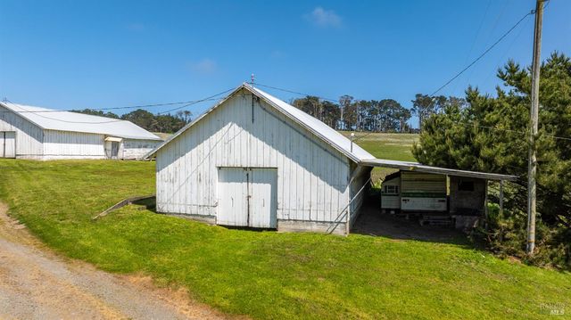 21601 S Highway 1 Hwy, Point Arena, CA 95468