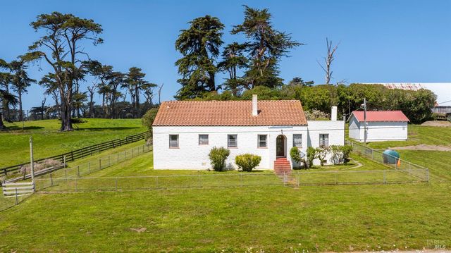 21601 S Highway 1 Hwy, Point Arena, CA 95468