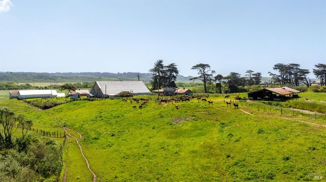 21601 S Highway 1 Hwy, Point Arena, CA 95468