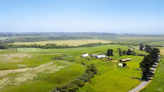 21601 S Highway 1 Hwy, Point Arena, CA 95468