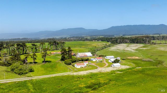 21601 S Highway 1 Hwy, Point Arena, CA 95468