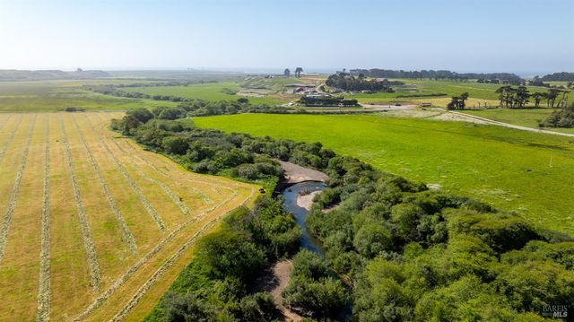 21601 S Highway 1 Hwy, Point Arena, CA 95468