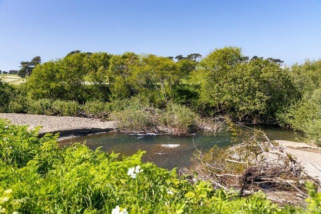 21601 S Highway 1 Hwy, Point Arena, CA 95468