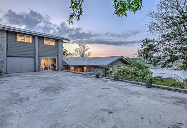 810 Morgan Creek DR, Burnet, TX 78611