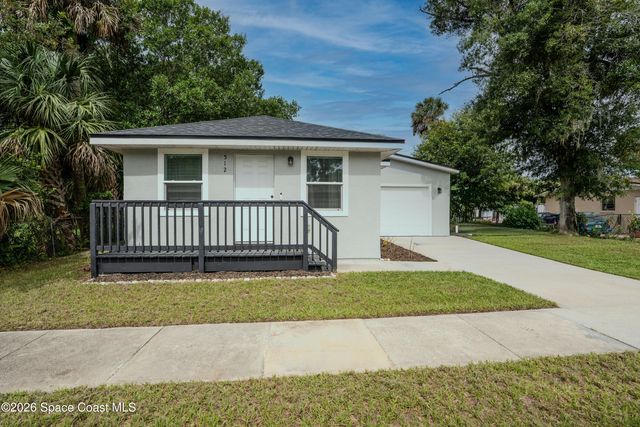 512 Canaveral Avenue, Titusville, FL 32796