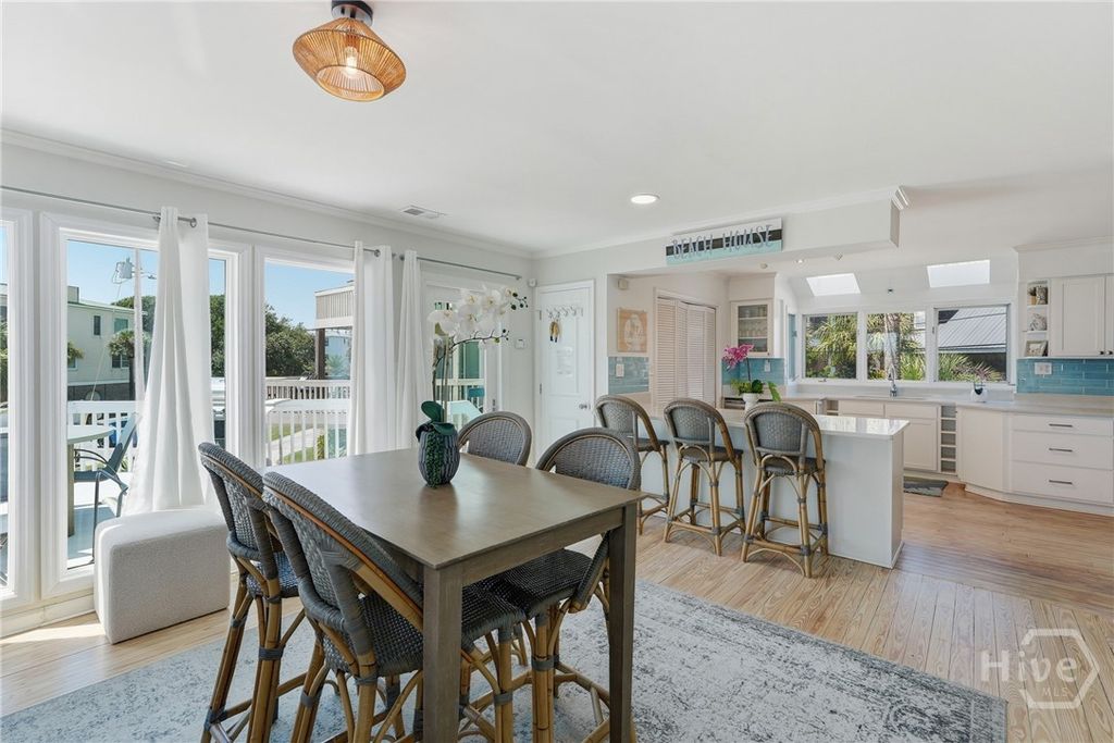 Image 12 of property listing at 8 19th Street, Tybee Island, GA 31328