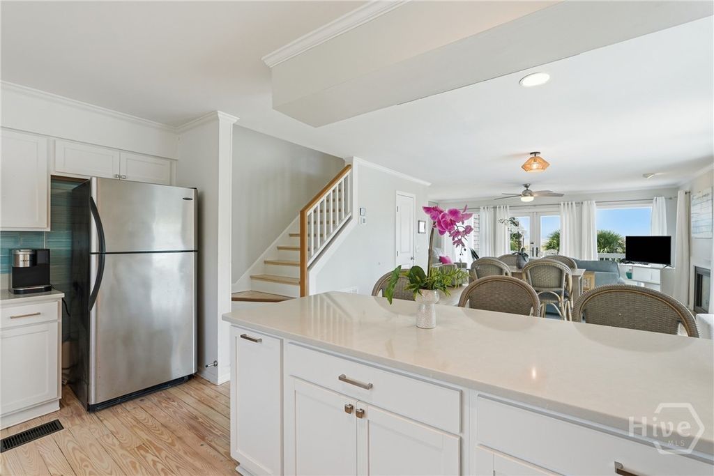 Image 21 of property listing at 8 19th Street, Tybee Island, GA 31328