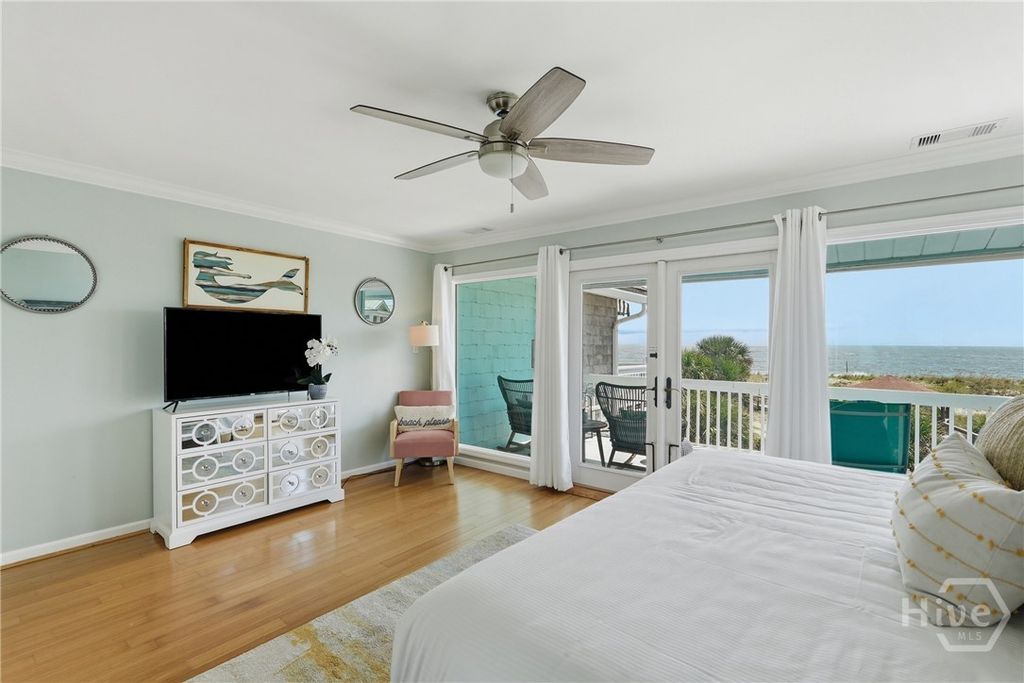 Image 25 of property listing at 8 19th Street, Tybee Island, GA 31328