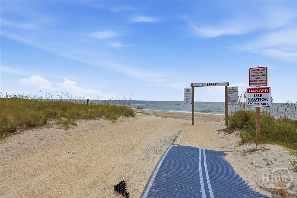 Image 61 of property listing at 8 19th Street, Tybee Island, GA 31328