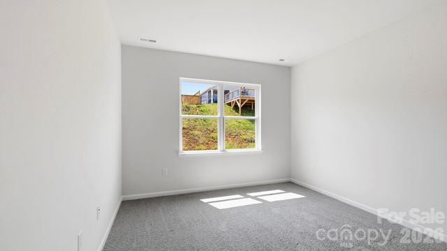 111 Ridgehaven Drive, Waynesville, NC 28786
