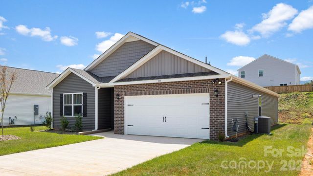 111 Ridgehaven Drive, Waynesville, NC 28786