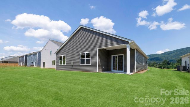 111 Ridgehaven Drive, Waynesville, NC 28786