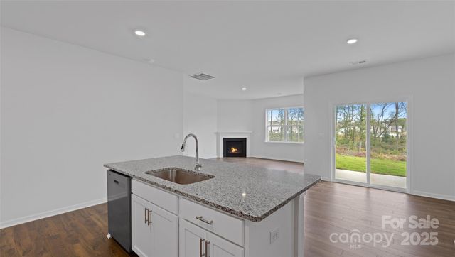 111 Ridgehaven Drive, Waynesville, NC 28786