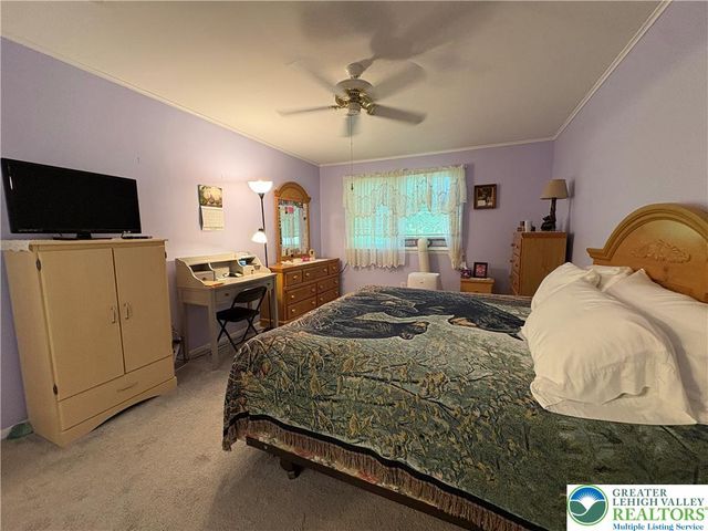 2823 Whitemarsh Place, Lower Macungie Twp, PA 18062