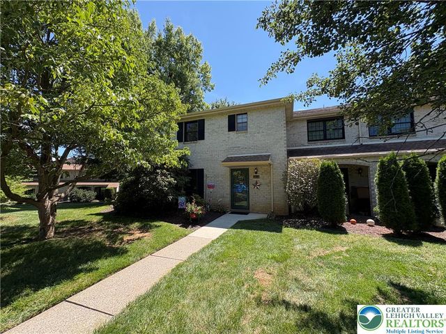 2823 Whitemarsh Place, Lower Macungie Twp, PA 18062