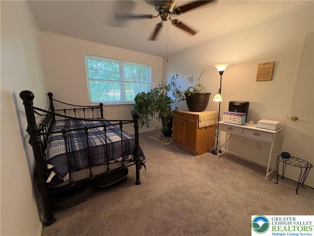 2823 Whitemarsh Place, Lower Macungie Twp, PA 18062