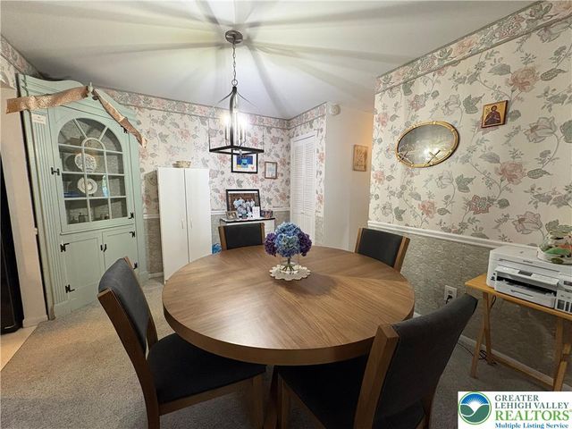 2823 Whitemarsh Place, Lower Macungie Twp, PA 18062