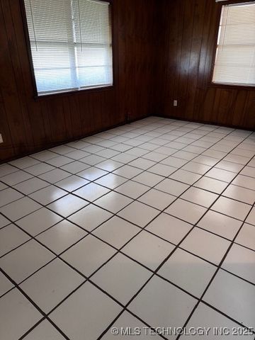 505 S Ashwood Street, Marietta, OK 73448