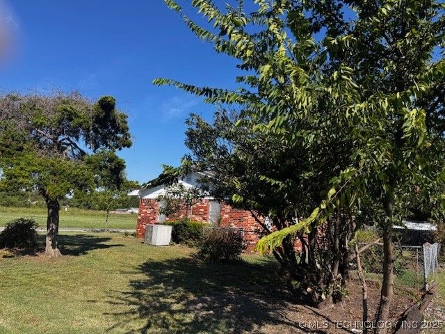 505 S Ashwood Street, Marietta, OK 73448