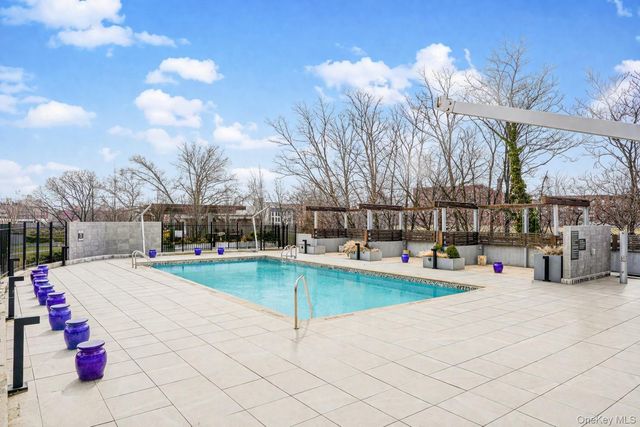 1501 Voorhies Avenue 21B, Brooklyn, NY 11235