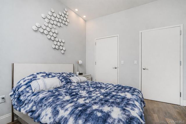 1501 Voorhies Avenue 21B, Brooklyn, NY 11235