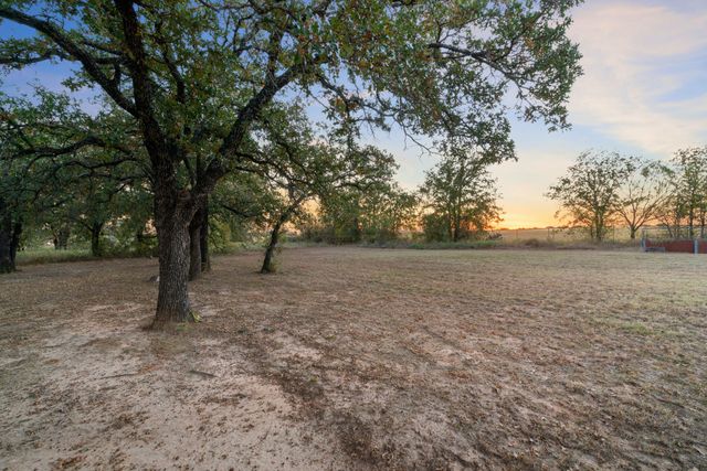 8757 S FM 1189, Lipan, TX 76462