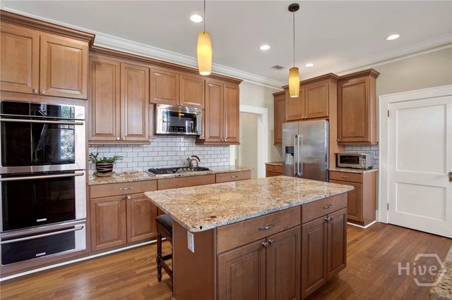 717 E 46th Street, Savannah, GA 31405
