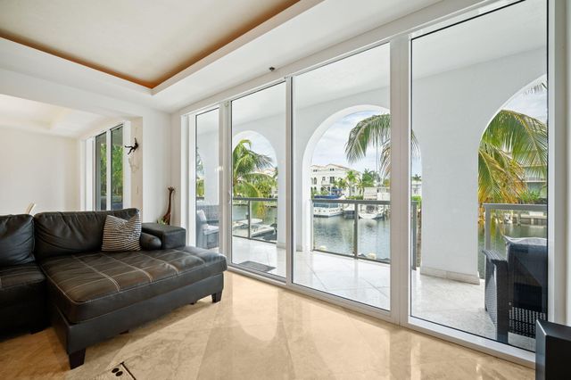 48 Hendricks Isle 2a-a, Fort Lauderdale, FL 33301