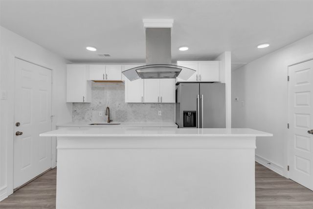 6347 Fenway Street, Dallas, TX 75217