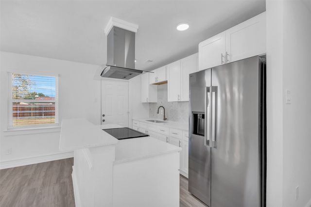 6347 Fenway Street, Dallas, TX 75217